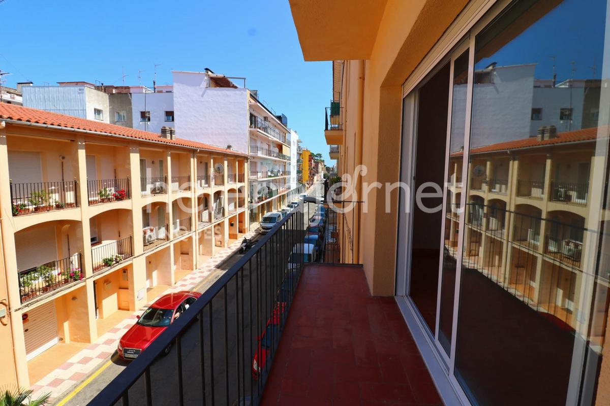 Apartament de 3 dormitoris ubicat al centre de sant feliu de guíxols