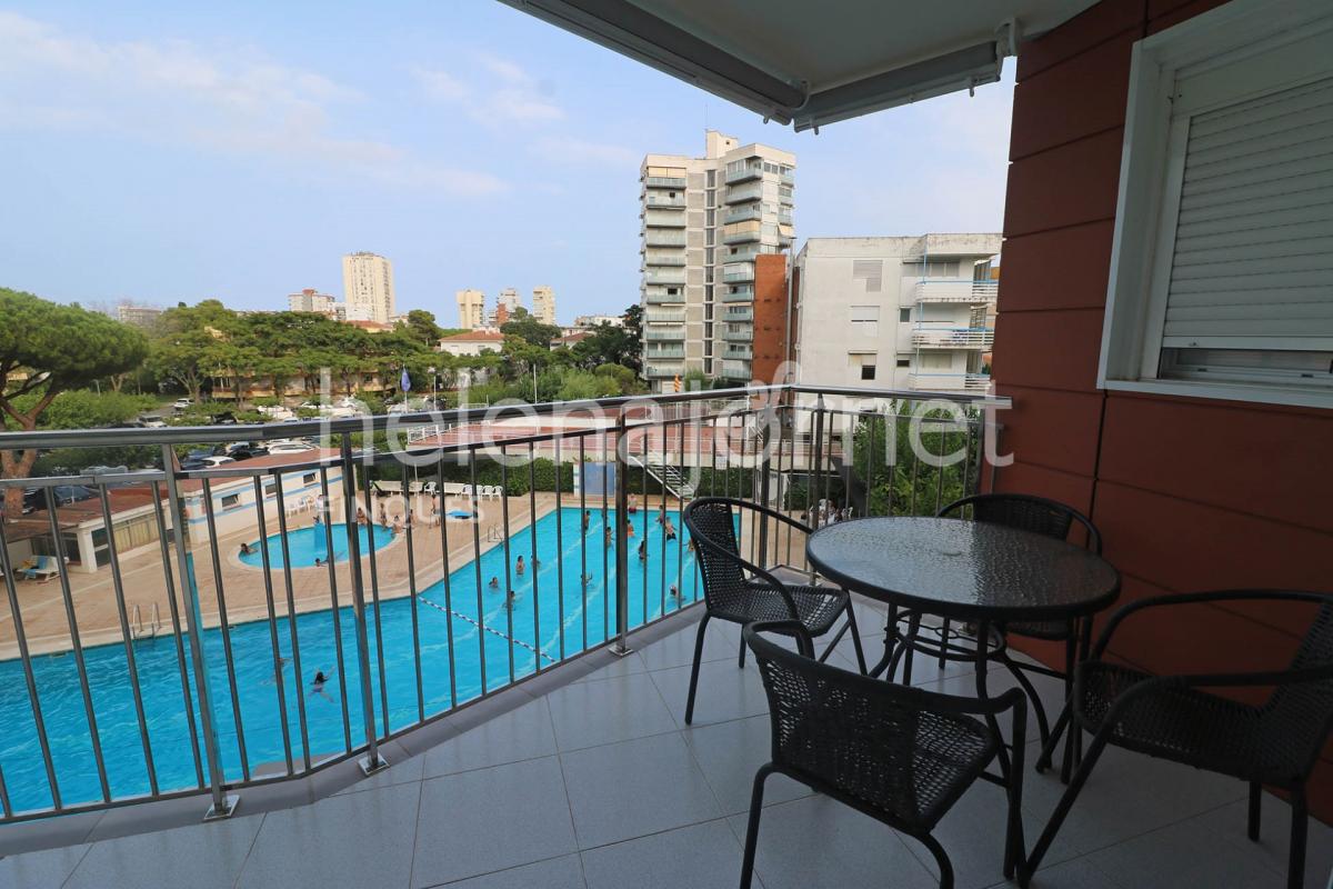 Meravellós apartament de temporada amb piscina comunitària a Platja d’Aro