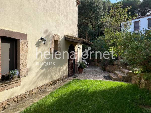 Casa adossada a Santa Cristina d'Aro