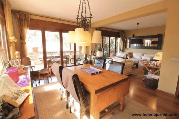 Very charming property located in rosamar