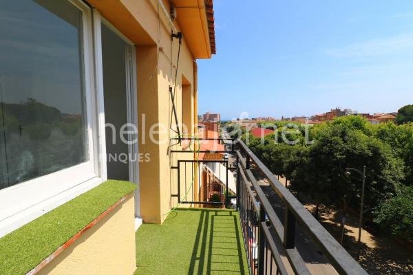 Apartament reformat de 3 dormitoris a sant feliu de guíxols