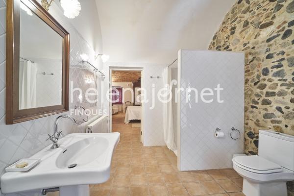 Farmhouse in Llagostera