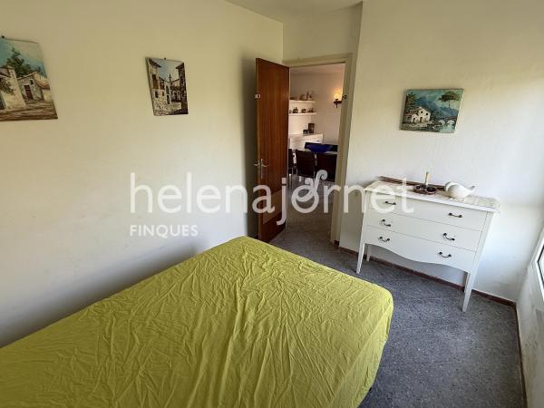 Acollidor apartament de 53 m² situat a només dos minuts caminant de la platja de Sant Antoni de Calonge.