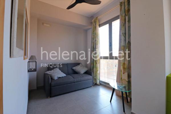 Acollidor loft de 40 m2 amb piscina comunitària