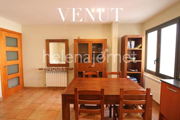 Magnífica casa amb garatge i pati a prop del centre de Sant Feliu de Guíxols