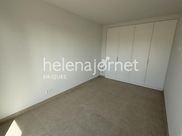 Exclusiu pis d’obra nova amb Terrassa, pàrquing i traster molt a prop de la platja de Palamós