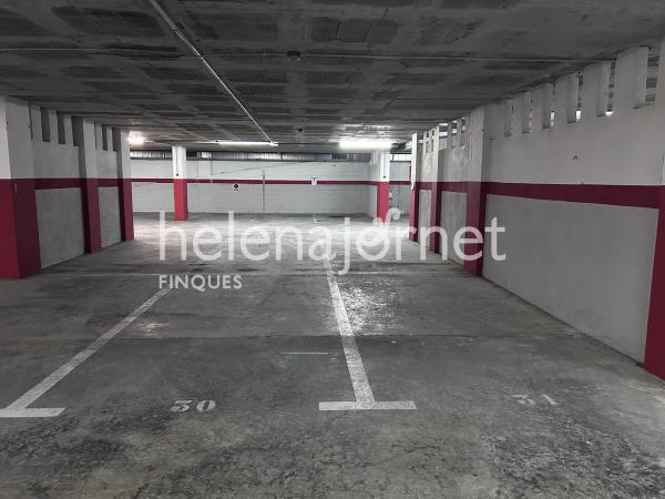 Aparcaments de lloguer al edifici “Les Sureres”, a Sant Antoni de Calonge