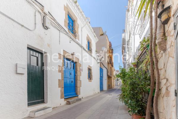 Magnífica Casa de Poble amb Encant al Centre de Tossa de Mar
