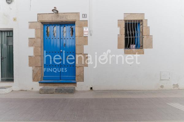 Magnífica Casa de Poble amb Encant al Centre de Tossa de Mar