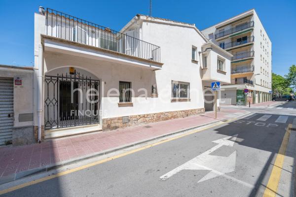 Emblemàtica casa amb vistes al mar a un minut de la platja de Palamós