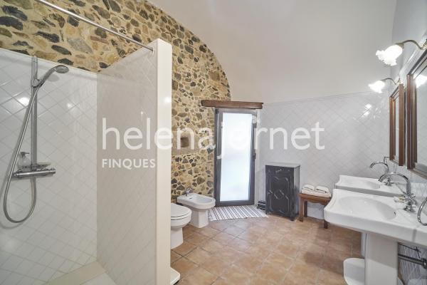 Farmhouse in Llagostera