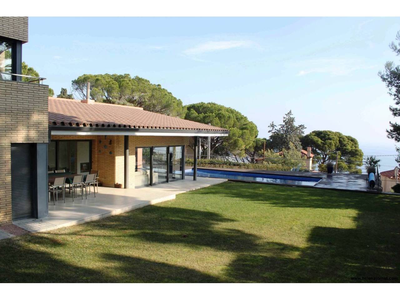 Exclusiva casa en Sant Elm con unas vistas al mar espectaculares - 2895