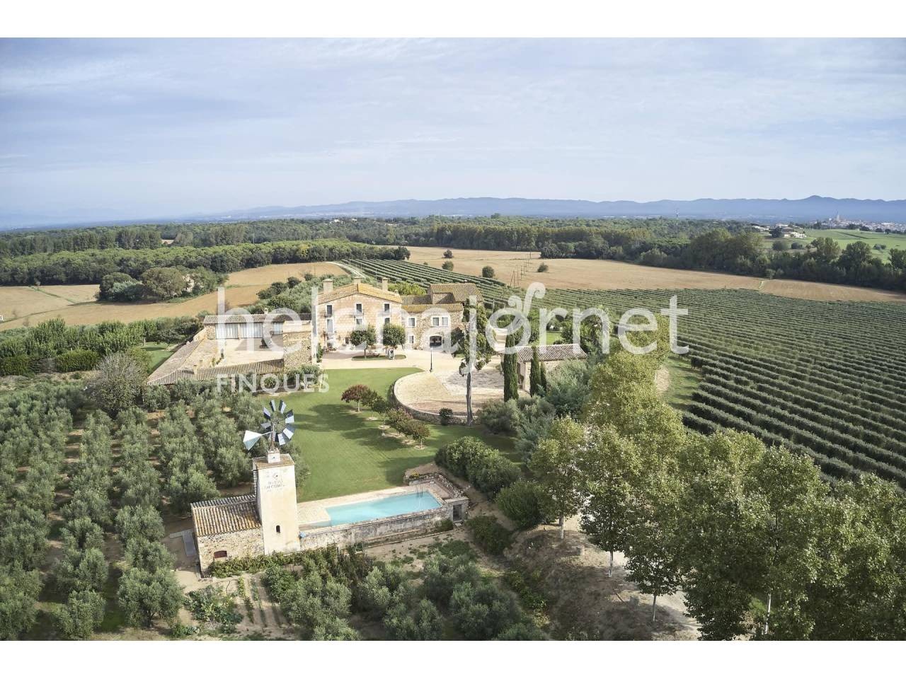 Unique and exceptional rustic farm of 132ha, with a completely renovated farmhouse, a farm and a reservoir. - 1542