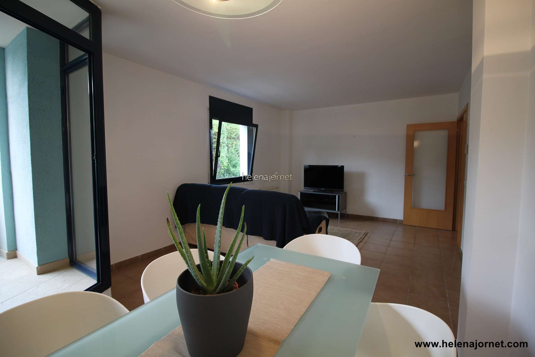 Apartamento con terraza y piscina comunitaria a 5 minutos de la playa - 70110 - Sant Feliu